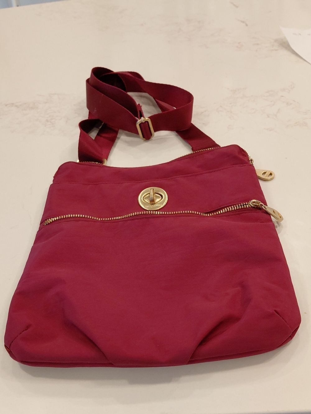 Baggallini Crossbody Shoulder Bag in Deep Berry with Gold